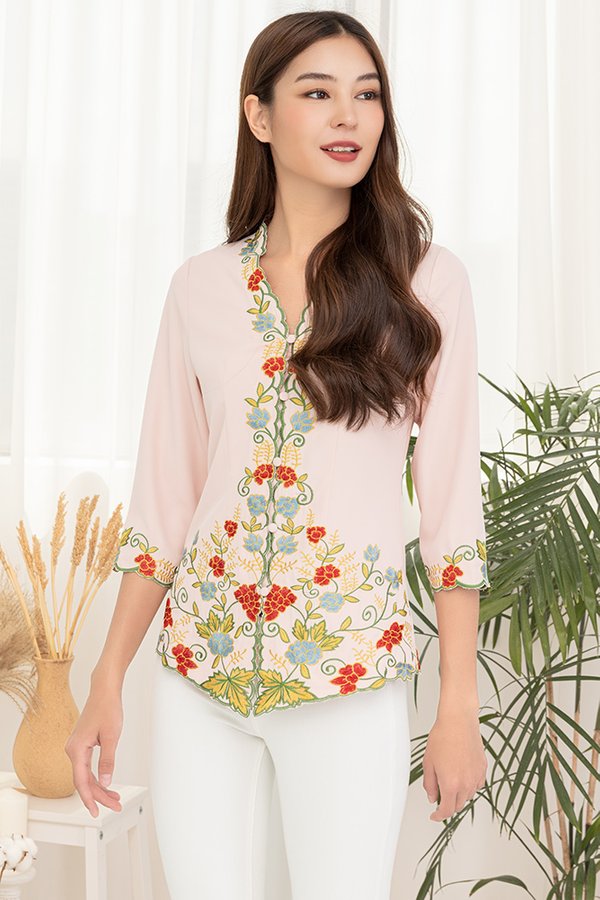Sacred Bloom Embroidery Nyonya Kebaya (Rosewater)