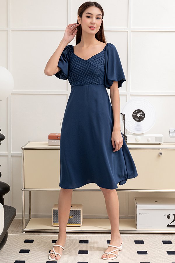 Yasmine Bubble Sleeved Dress (Navy Blue)