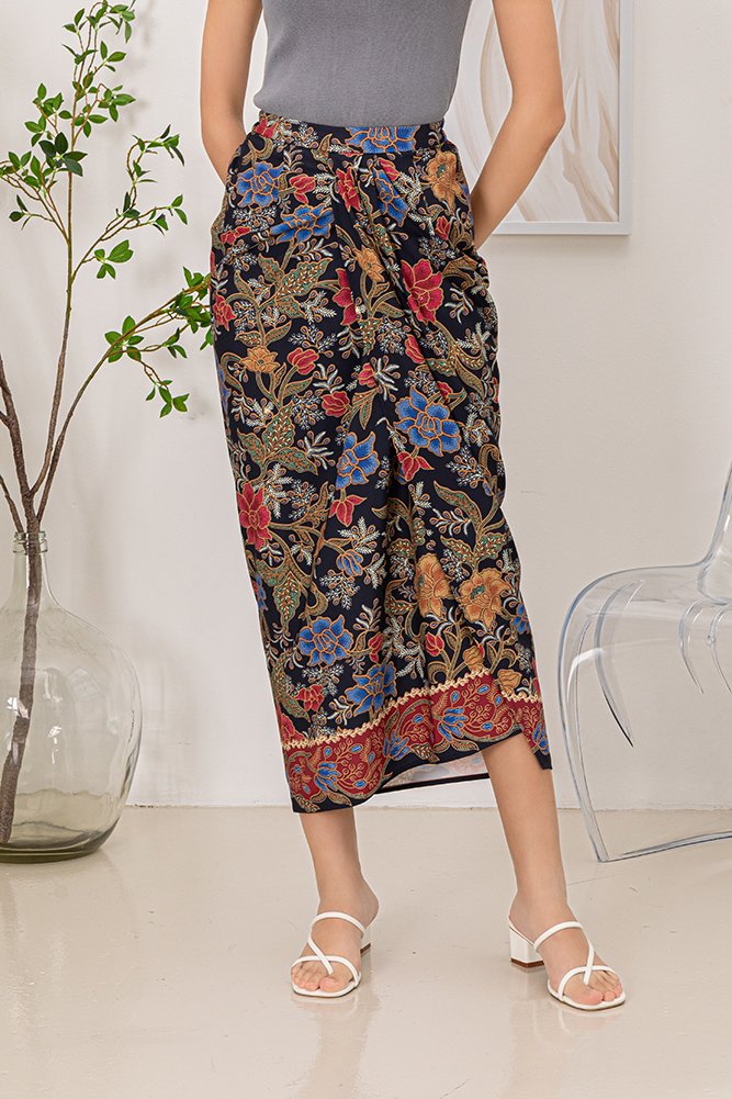 Buketan Pekalongan Nyonya Batik Skirt | Faire Belle