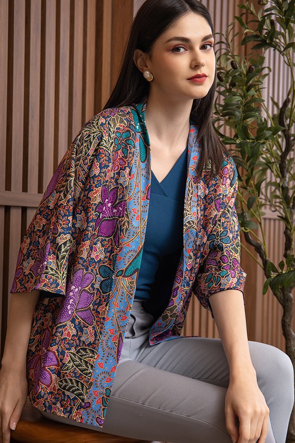 Kendisha Batik Kimono Jacket (Dark Navy)