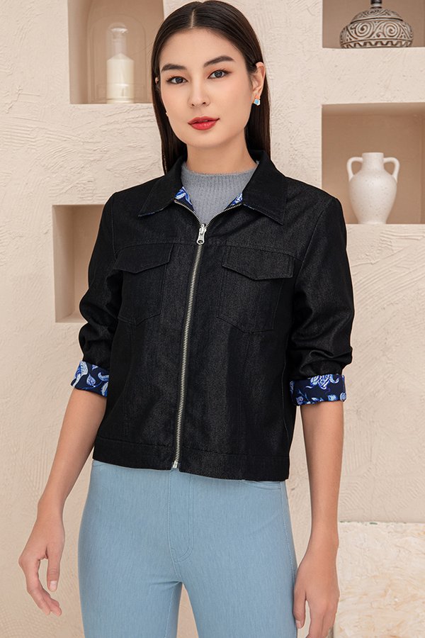 Winika Batik Tencel Reversible Jacket (Black Navy)