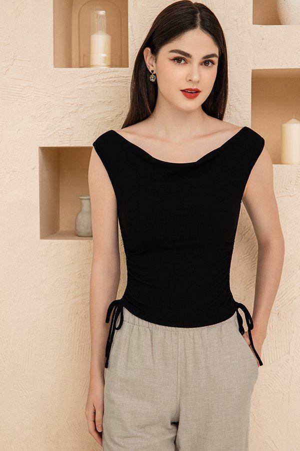 Blanche Padded Two-Way Ruched Top (Black)