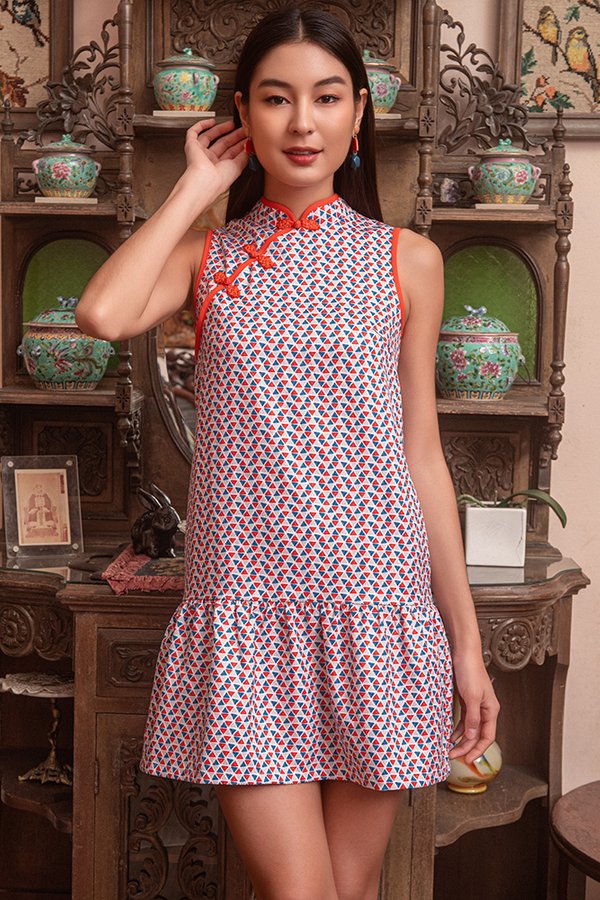 WHIMSICAL WONDER FLOUNCE CHEONGSAM DRESS (CANOE WHITE)