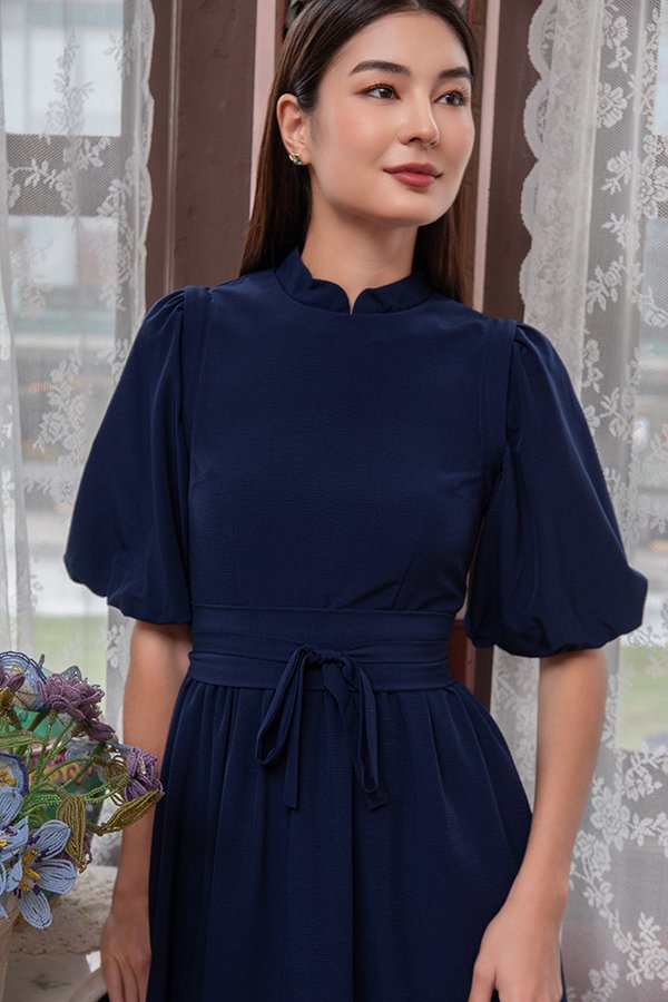 CLEOPHEE MIDAXI CHEONGSAM DRESS W DETACHABLE BUBBLE SLEEVES (NAVY BLUE)