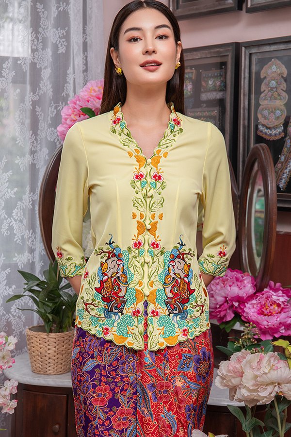 LUCKY MEOW MEOW SINGLE LAYER NYONYA KEBAYA (LEMON CHIFFON)