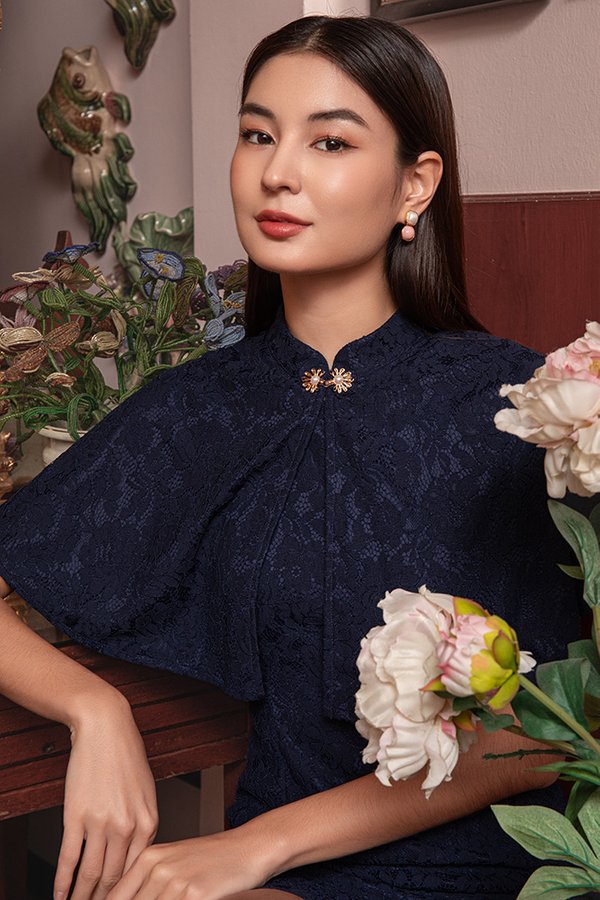 LUNA VEIL LACE DRESS W CAPE (DEEP NAVY)