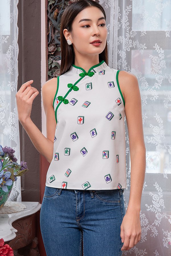 LUCKY HANDS CHEONGSAM TOP (WHITE)