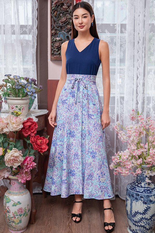 FEERIE FLORALE V NECK MAXI DRESS (NAVY)