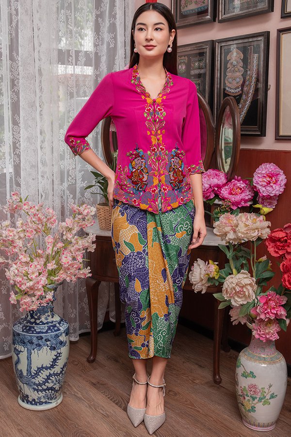 SUNDARI KUSUMA NYONYA BATIK SKIRT (AUTUMN BLOOM)