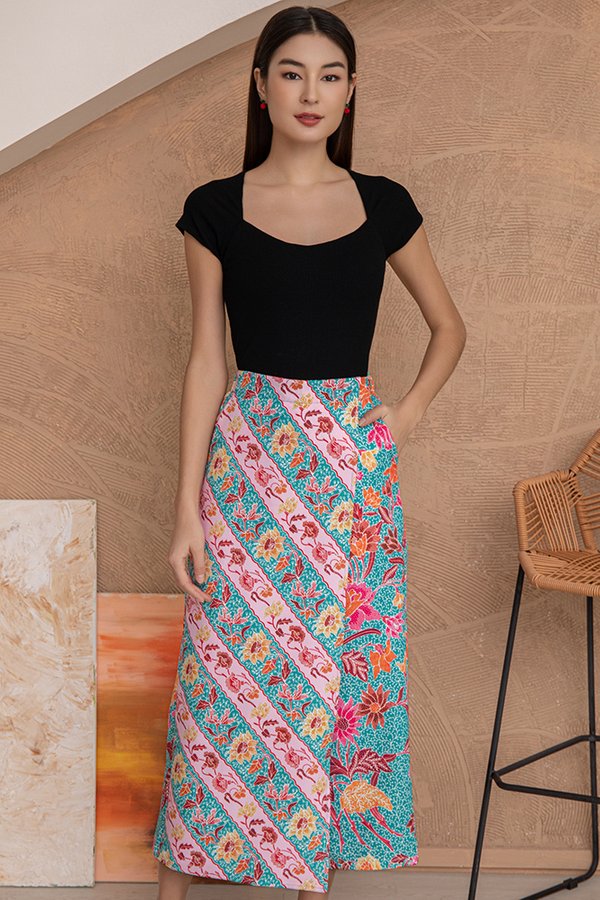 Dariana Printed Batik Foldover Pants (Dewa)