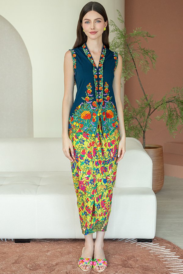 DWI PERTIWI BATIK NYONYA TULIP SKIRT (LIME SORBET)