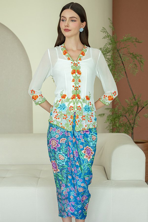 BUNGA MEKAR BATIK NYONYA SKIRT (BIRU)