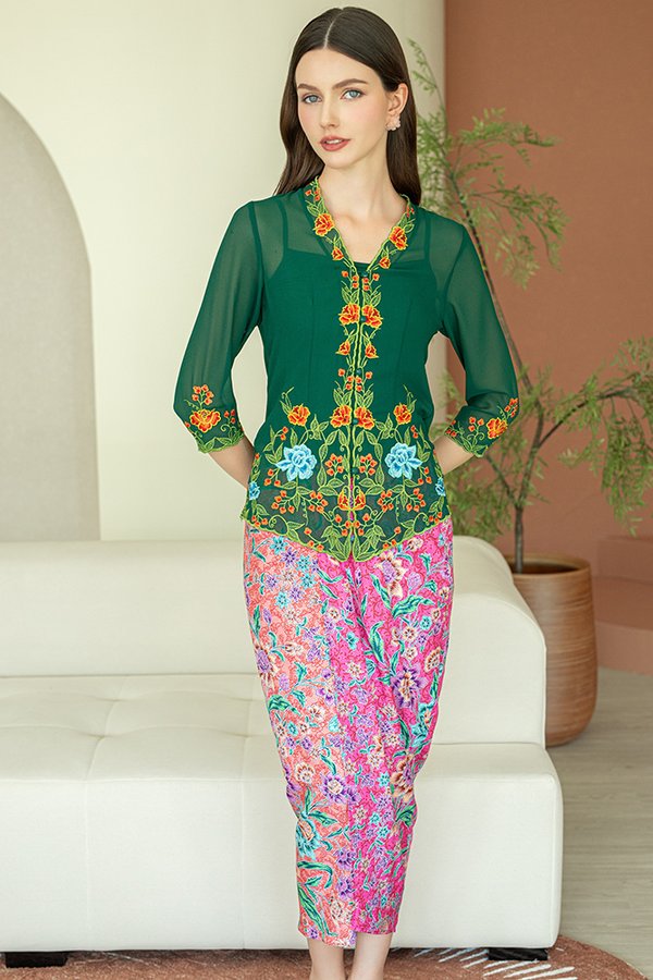 BUNGA MEKAR BATIK NYONYA SKIRT (JAMBU)