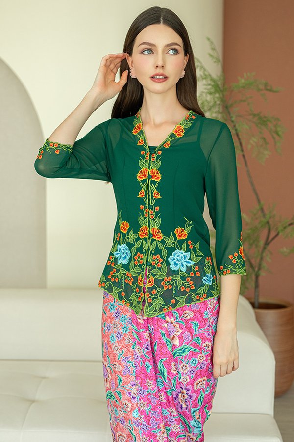 MEKAR SARI EMBROIDERY NYONYA KEBAYA (EMERALD)