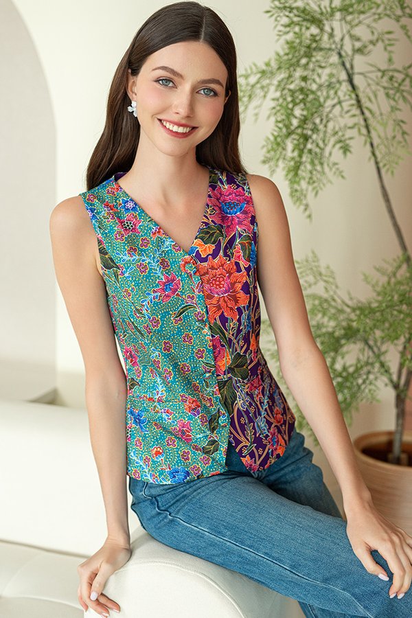 ADINDA PRINTED BATIK VEST TOP (HIJAU)