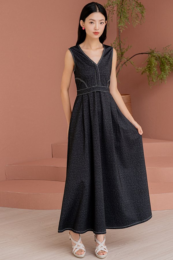 SKYLAR TENCEL DENIM MIDAXI DRESS (BLACK)