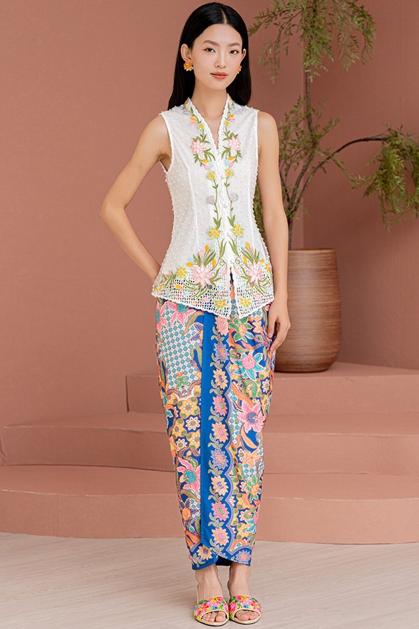 TARAKA NIRA BATIK NYONYA TULIP SKIRT (BIRU)