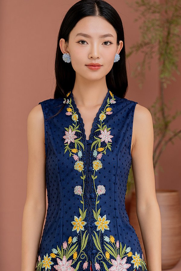 AURELIA BLOOM EMBROIDERY NYONYA KEBAYA (NAVY SWISS DOTS)