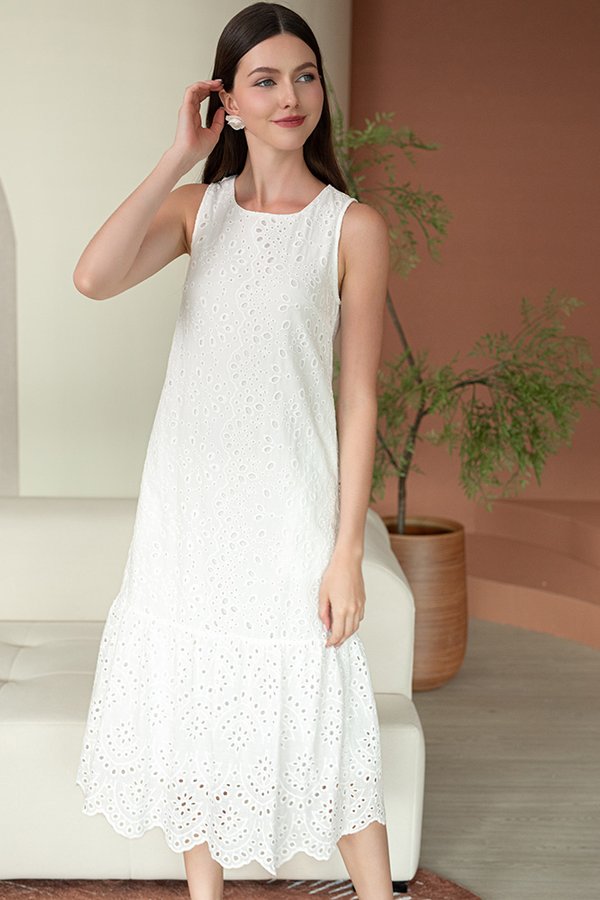 FLAVIE EYELET MIDI DRESS (WHITE)