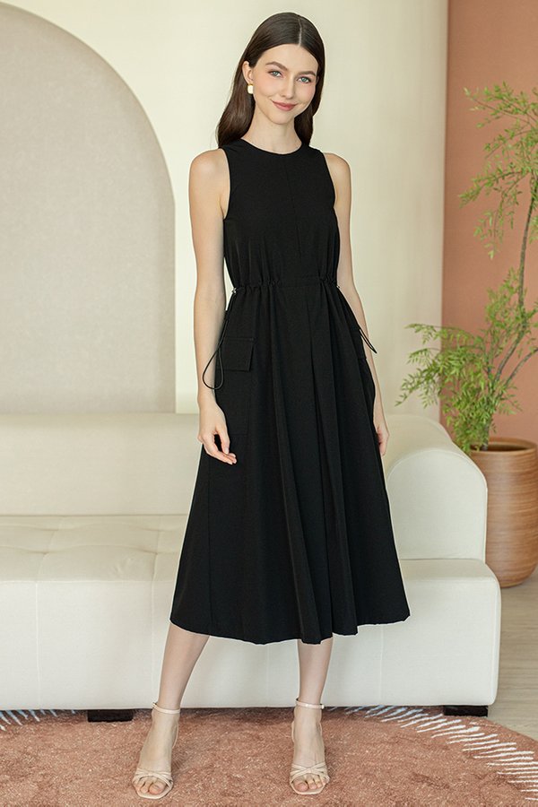 JUNO MIDI DRAWSTRING DRESS (BLACK)
