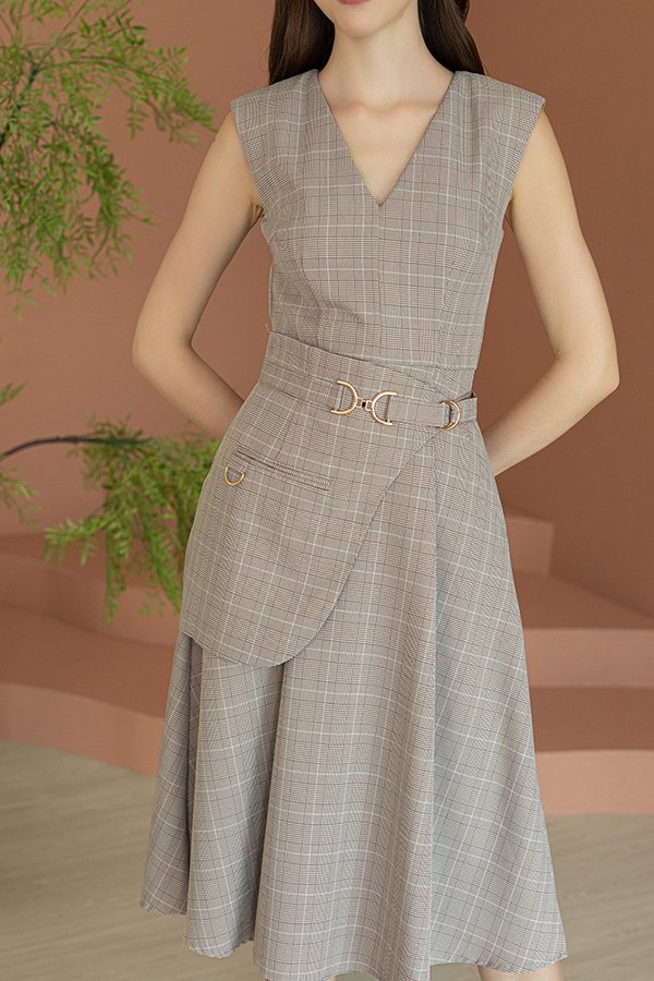 MACPHERSON V NECK FIT & FLARE DRESS (TAN PLAID)
