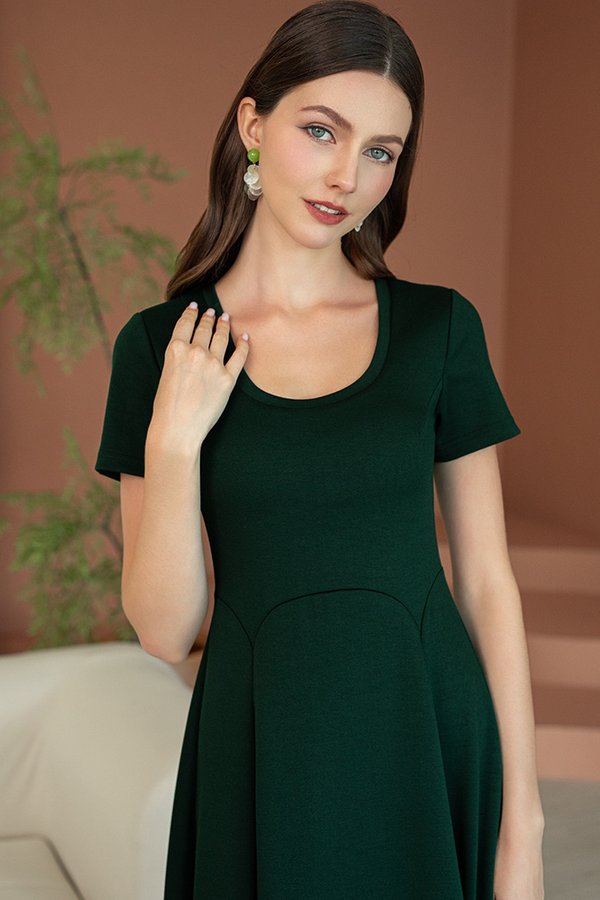 DELPHINE PADDED MIDI FLARE DRESS (DARK FOREST GREEN)