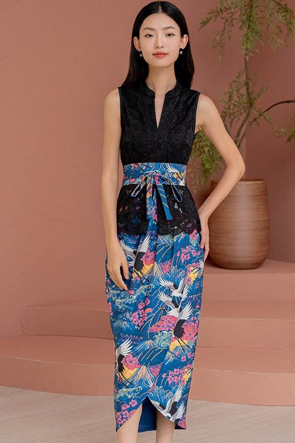 TALE OF GENJI LACE KEBAYA TULIP DRESS (BLACK)