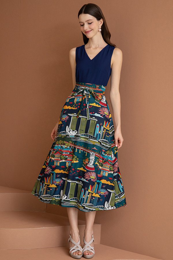 REVERIE OF OUR LION CITY V NECK FLARE DRESS (NAVY)