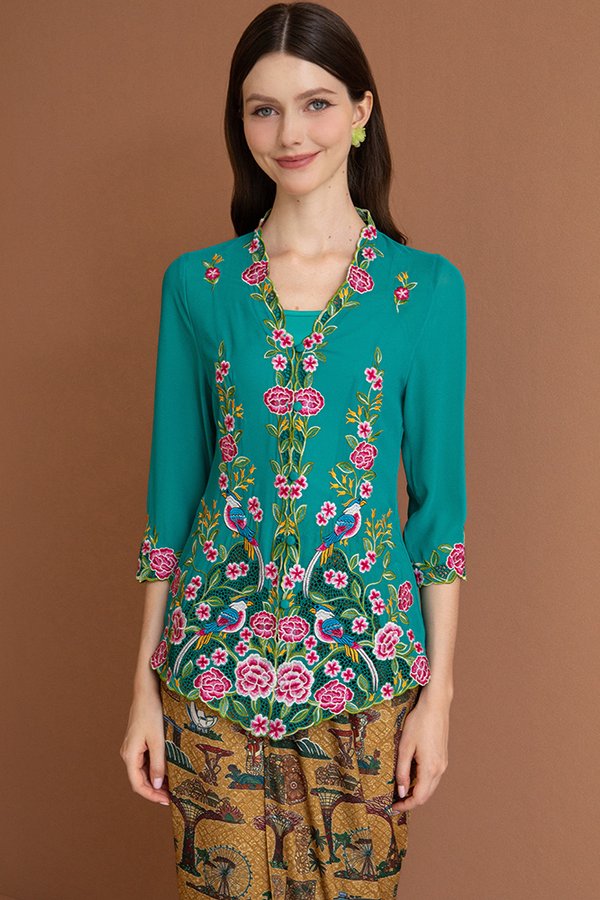 ROYAL PLUMAGE EMBROIDERY NYONYA KEBAYA (VIRIDIAN GREEN)