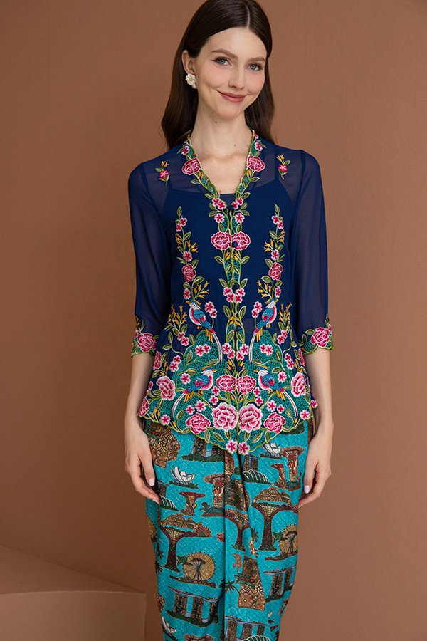 ROYAL PLUMAGE EMBROIDERY NYONYA KEBAYA (NAVY)