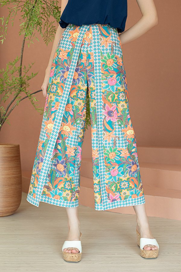 Salsabila Batik Split Hem Pants (Emerald Green)