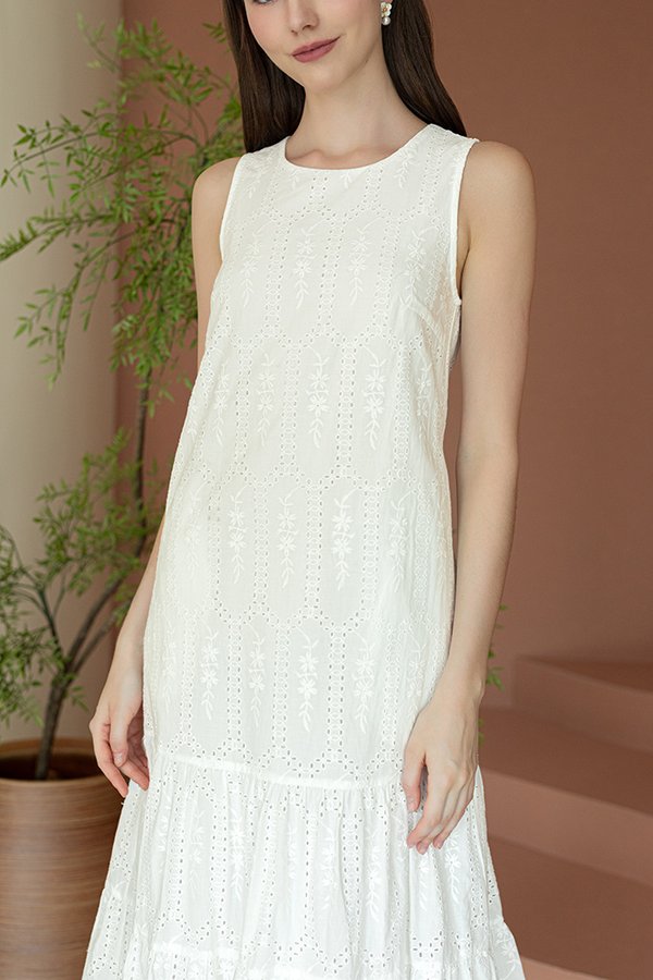YUKINA EYELET MIDI DRESS (WHITE)