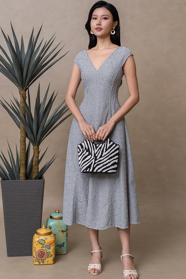 BERENICE V NECK LACE FLARE DRESS (DOVE GREY)