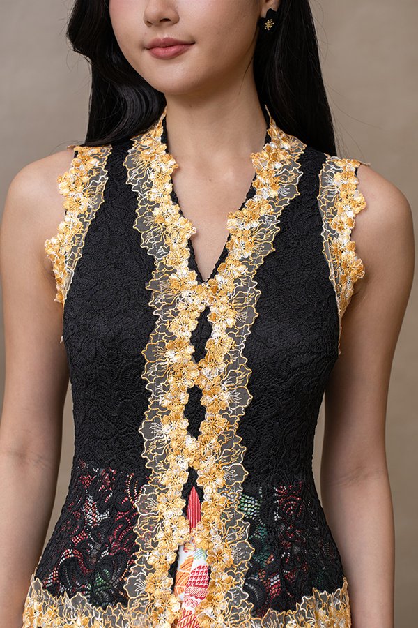 SALOMI LACE KEBAYA TULIP DRESS (BLACK)