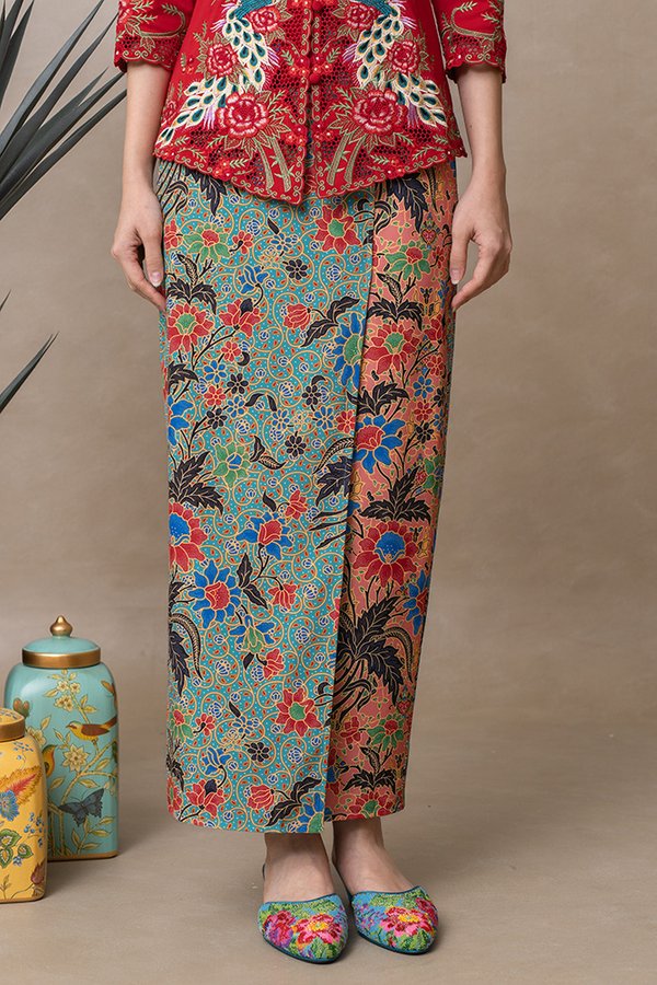 DAHAYU BATIK NYONYA SKIRT (CORAL LAGOON)