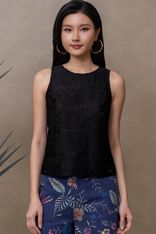 ANYA FILET LACE TOP (BLACK)