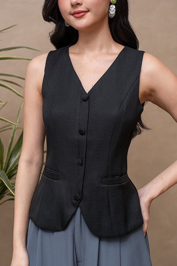 FLORIE TEXTURED VEST TOP (BLACK)