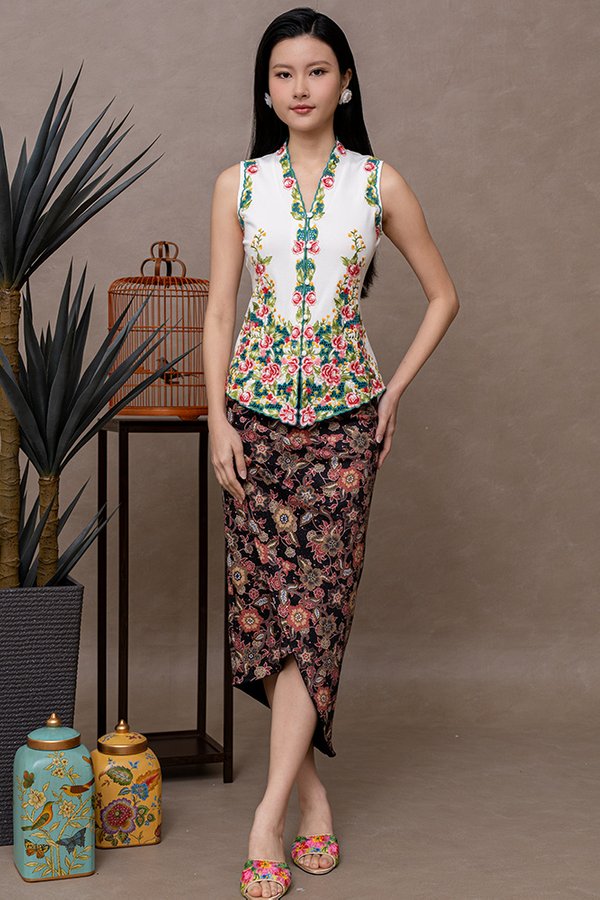TERATAI INDAH BATIK ASYMMETRICAL RUCHED SKIRT (BLACK)