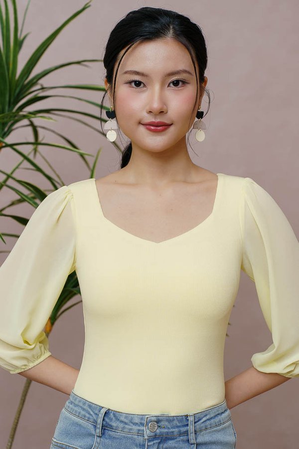 SASKIA PADDED TOP WITH TULLE SLEEVES (BUTTERMILK)