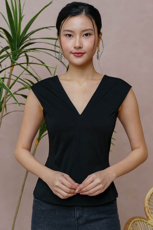 MAXINE FLEXI TOP (BLACK)
