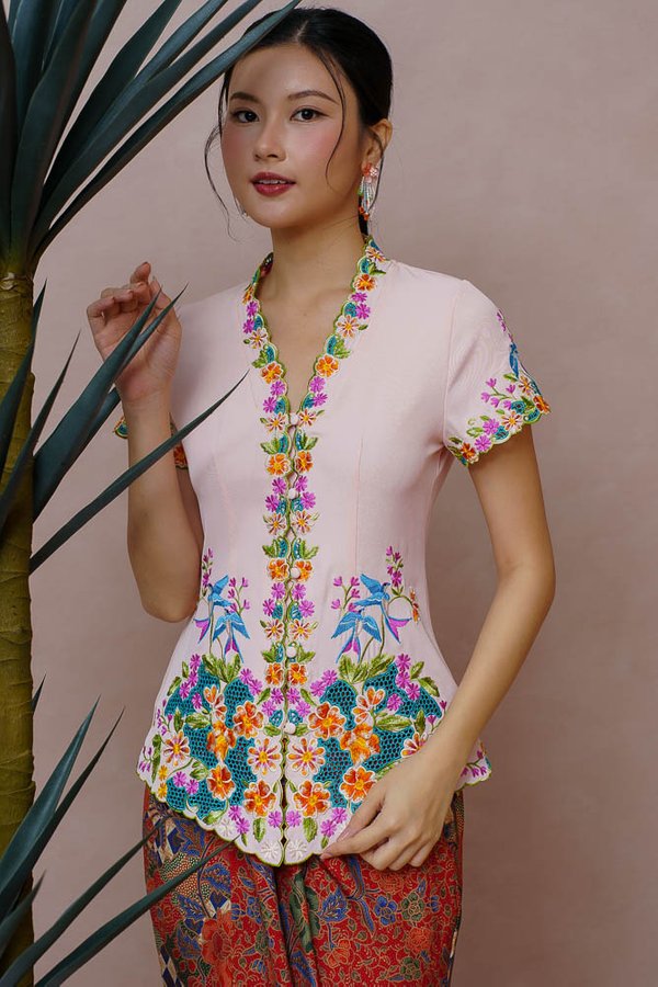 SONG OF THE SWALLOW EMBROIDERY NYONYA KEBAYA (PASTEL PINK)
