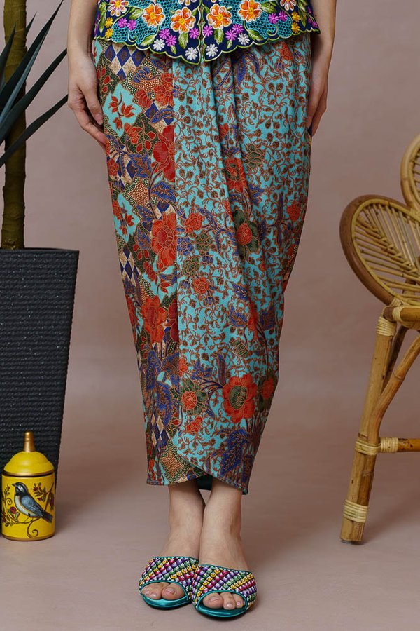 TANIA NENG BATIK NYONYA SKIRT (MENTHE)