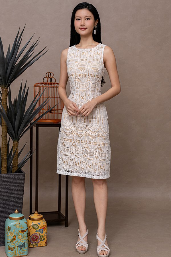 AIME CROCHET DRESS (WHITE)