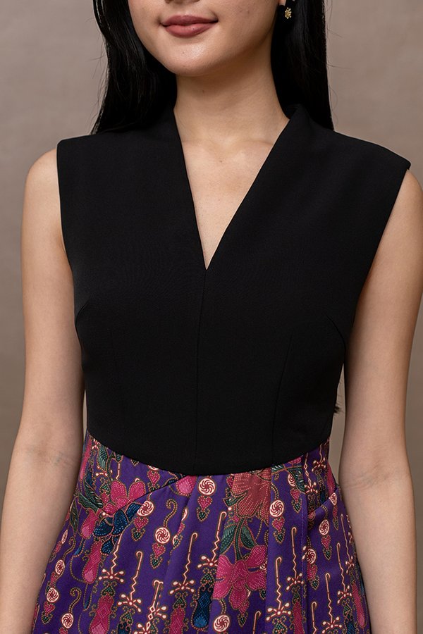 ANGKASA V NECK BATIK TULIP DRESS (BLACK)