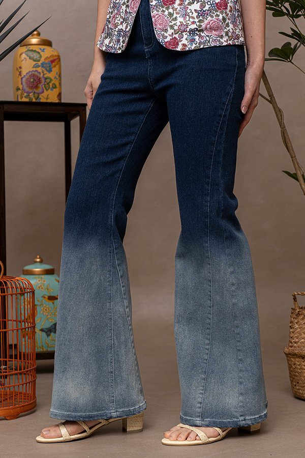 JULIEN BELL BOTTOM DENIM JEANS (OMBRE BLUE)