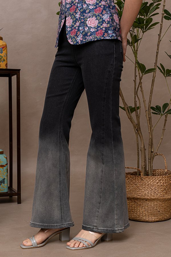 JULIEN BELL BOTTOM DENIM JEANS (OMBRE BLACK)