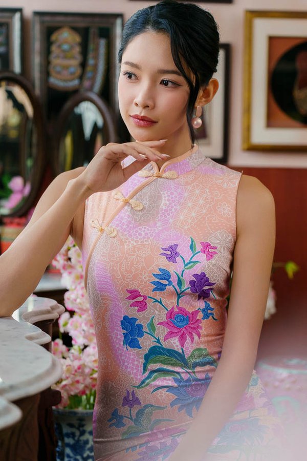 GOLDEN SUNFALL BATIK CHEONGSAM DRESS (DUSTY ROSETTE)