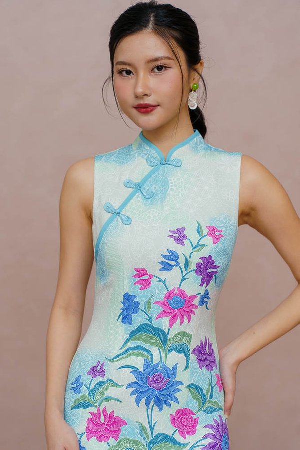 GOLDEN SUNFALL BATIK CHEONGSAM DRESS (MISTY MEADOW)
