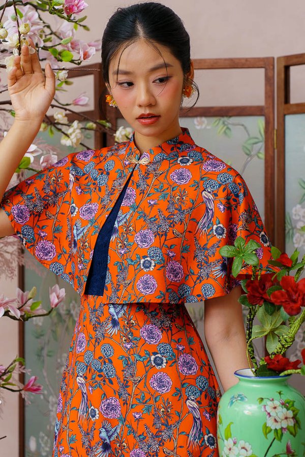 WILLOW SPRING LACE FLARE DRESS WITH CAPE (TANGELO)