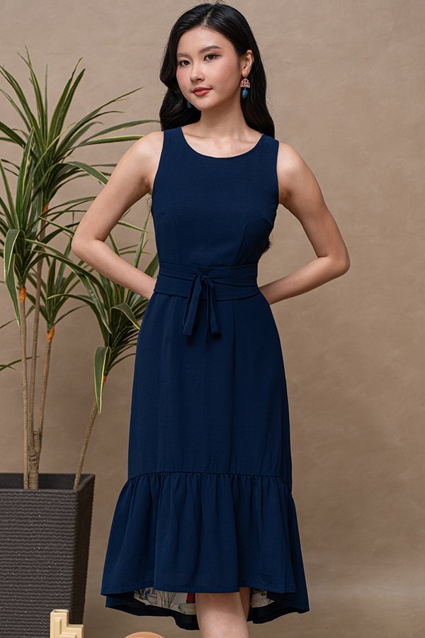 THE BARNYARD REVERSIBLE DRESS (WHITE/NAVY)